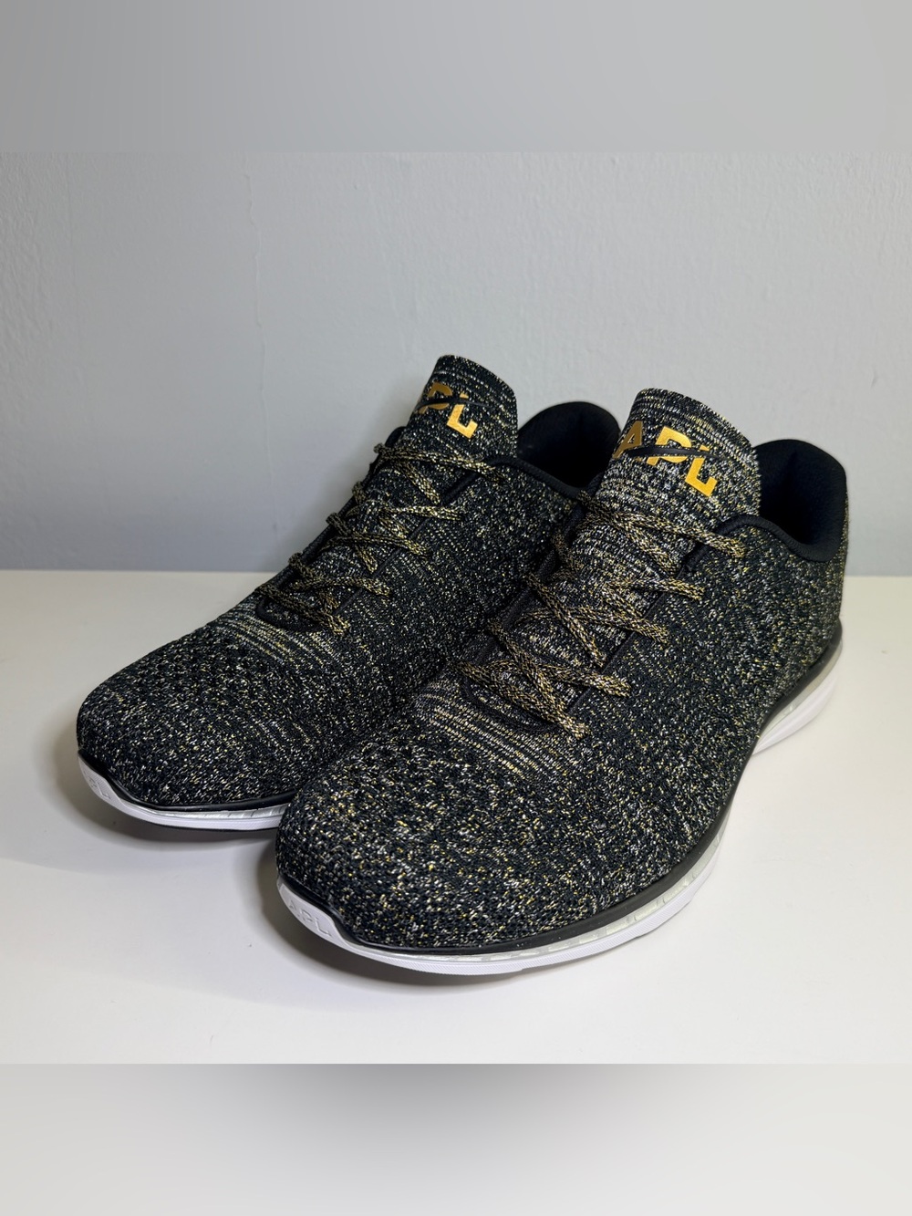APL Men’s Techloom Pro X Size 11.5 Black/Gold/Silver – Brand New